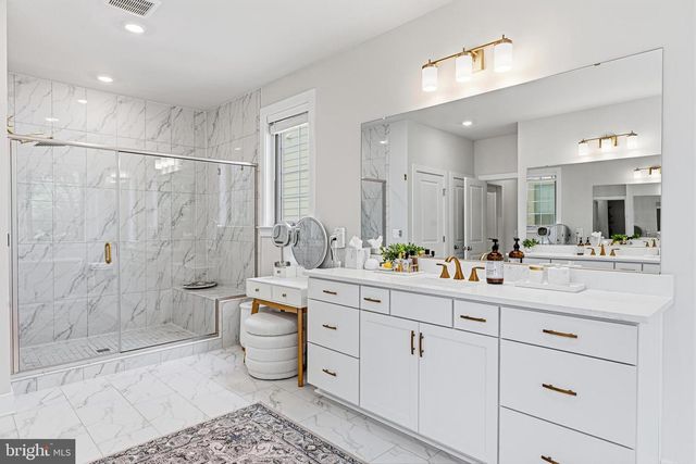 2940 COUNTY HOUSE DR, Fairfax, VA 22031