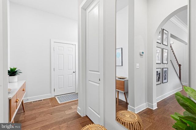 2940 COUNTY HOUSE DR, Fairfax, VA 22031
