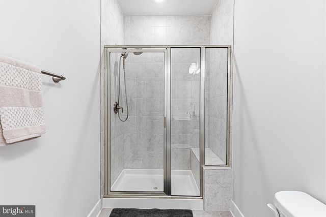 2940 COUNTY HOUSE DR, Fairfax, VA 22031