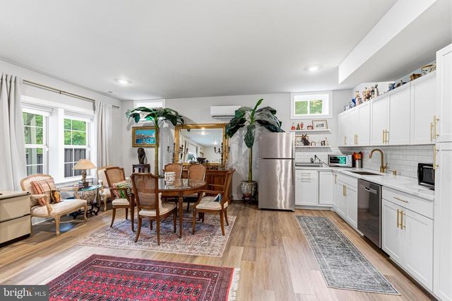 2940 COUNTY HOUSE DR, Fairfax, VA 22031