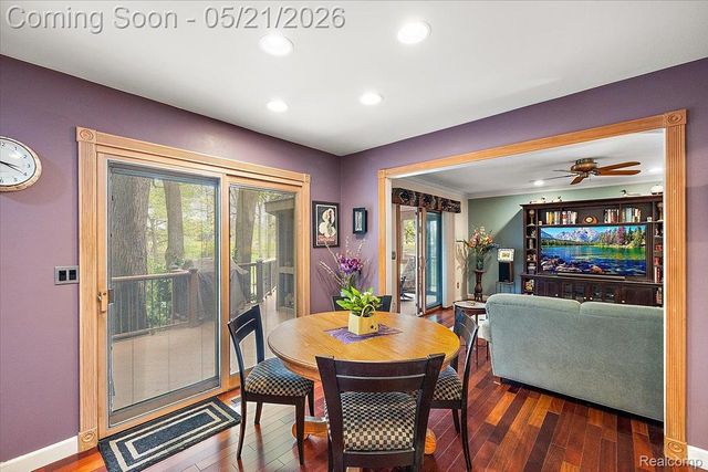33891 Yorkridge Street, Farmington Hills, MI 48331
