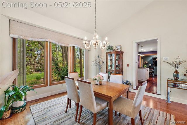 33891 Yorkridge Street, Farmington Hills, MI 48331