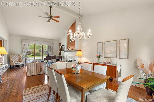 33891 Yorkridge Street, Farmington Hills, MI 48331