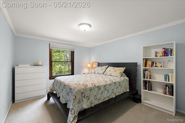 33891 Yorkridge Street, Farmington Hills, MI 48331