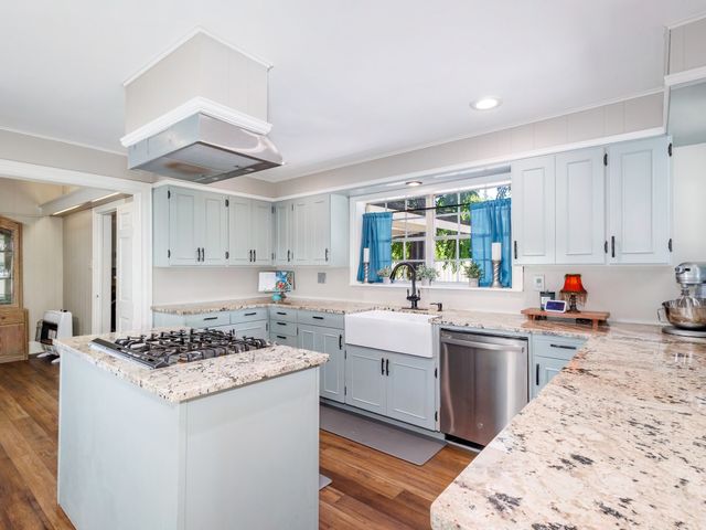 201 N Blanco, Coleman, TX 76834