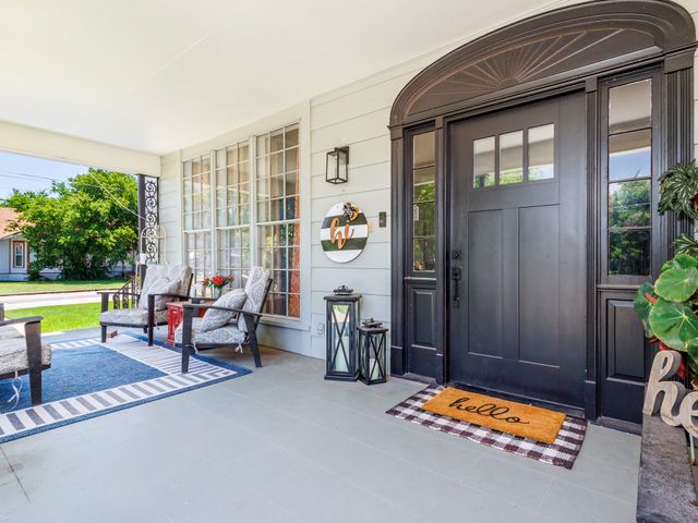 201 N Blanco, Coleman, TX 76834