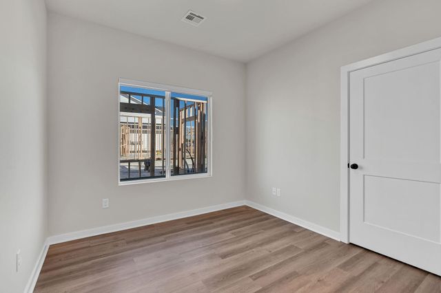 112 N Gowen St, Goddard, KS 67052