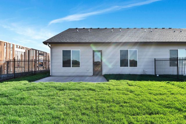 112 N Gowen St, Goddard, KS 67052