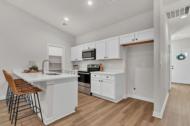 112 N Gowen St, Goddard, KS 67052