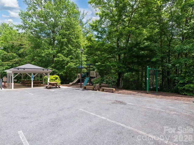48 Smokemont Drive, Arden, NC 28704