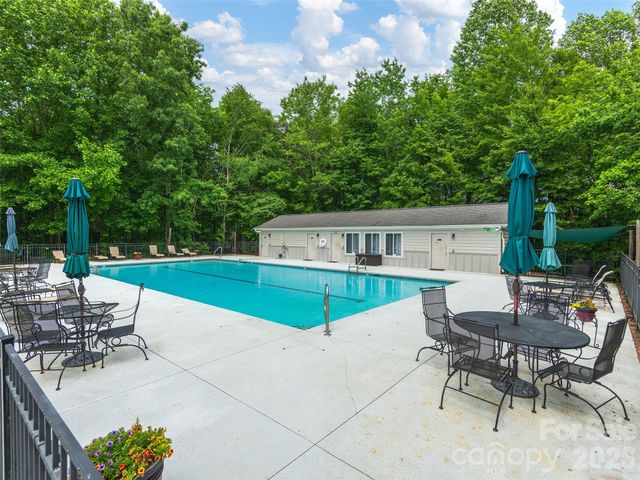 48 Smokemont Drive, Arden, NC 28704