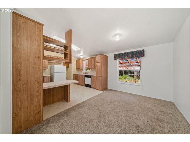 2370 CAPE MEARES Loop, Tillamook, OR 97141