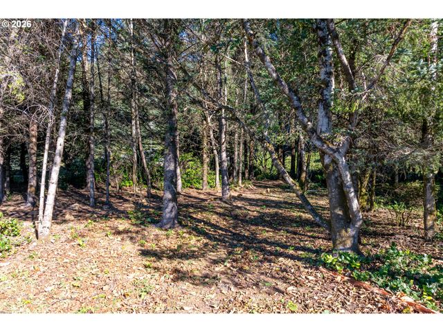 2370 CAPE MEARES Loop, Tillamook, OR 97141