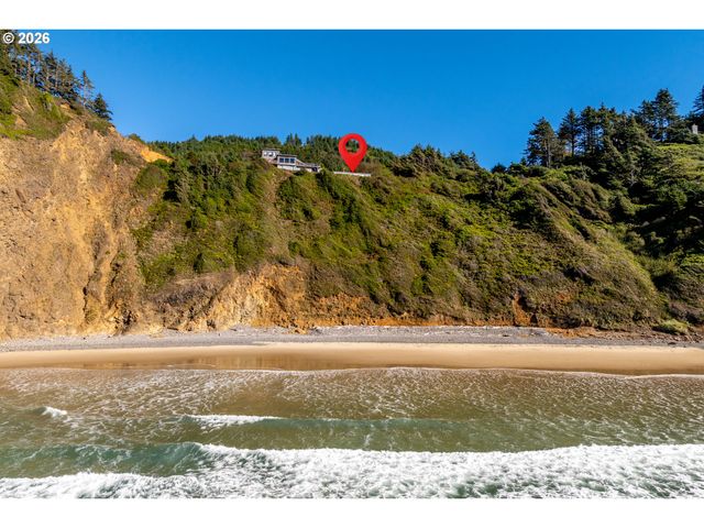 2370 CAPE MEARES Loop, Tillamook, OR 97141