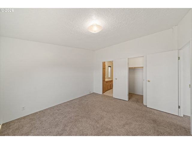 2370 CAPE MEARES Loop, Tillamook, OR 97141