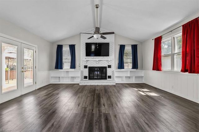 1229 Guilford College Road, Jamestown, NC 27282