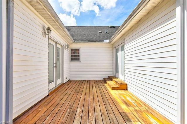 1229 Guilford College Road, Jamestown, NC 27282