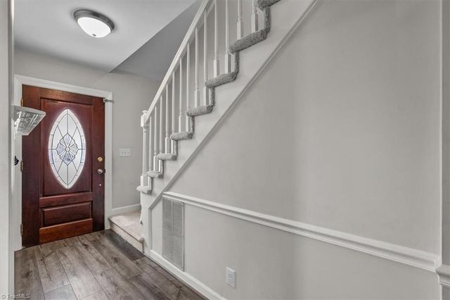 1229 Guilford College Road, Jamestown, NC 27282