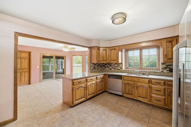1333 W Sable Drive, Addison, IL 60101