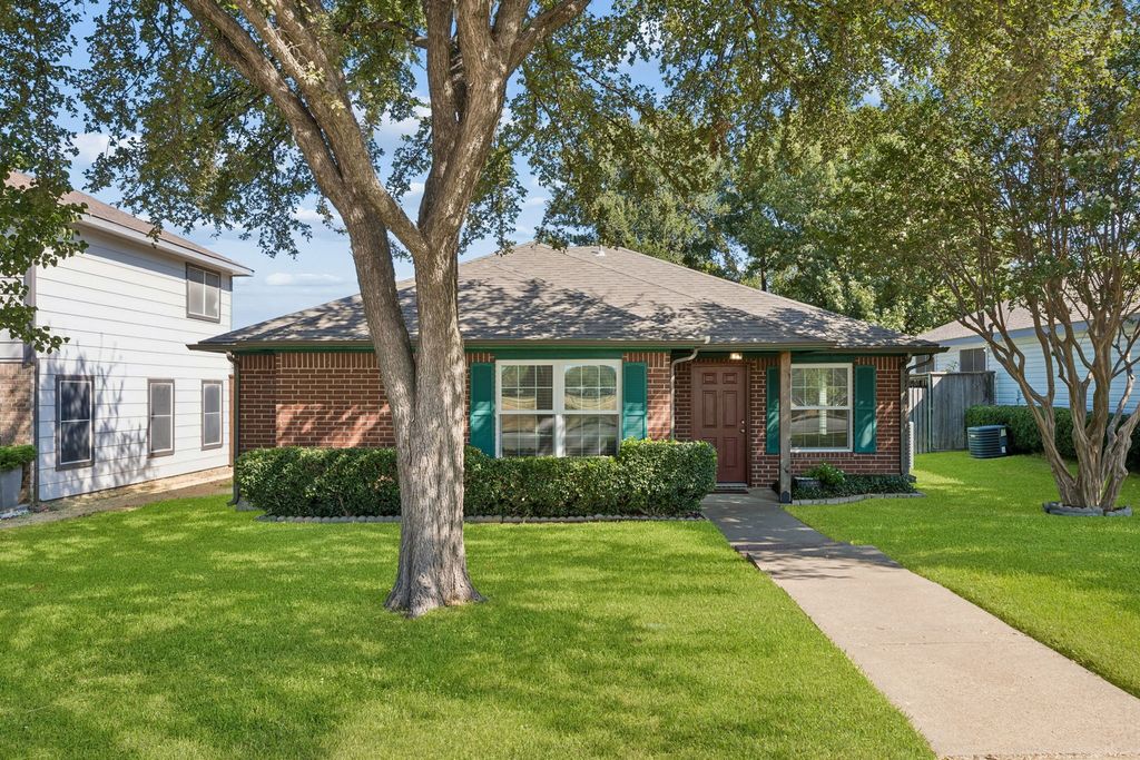 947 E Oakdale Road, Irving, TX 75060 — exterior