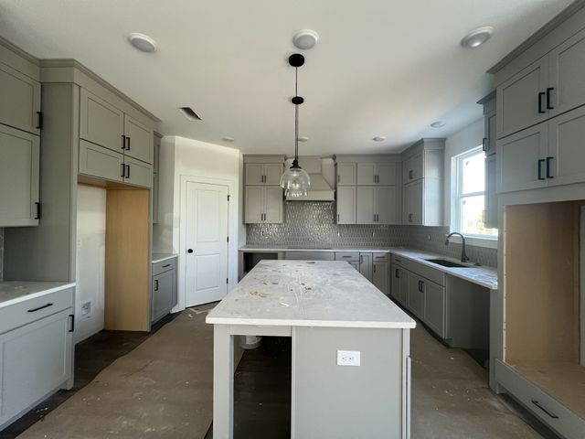 4154 Dream Beetle Loop, Rockvale, TN 37153