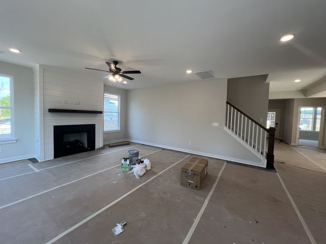 4154 Dream Beetle Loop, Rockvale, TN 37153