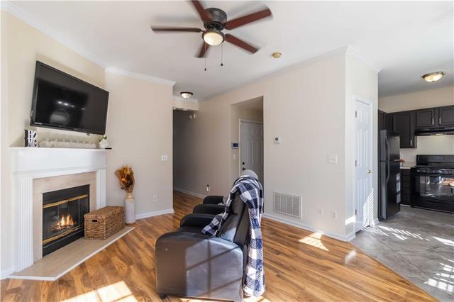 221 Rosewood NW Way, Atlanta, GA 30311