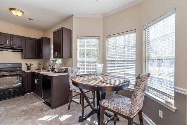 221 Rosewood NW Way, Atlanta, GA 30311