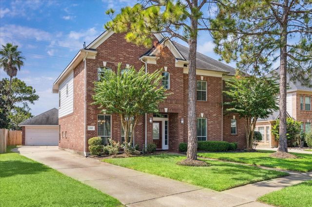 2507 Lansing Circle, Pearland, TX 77584