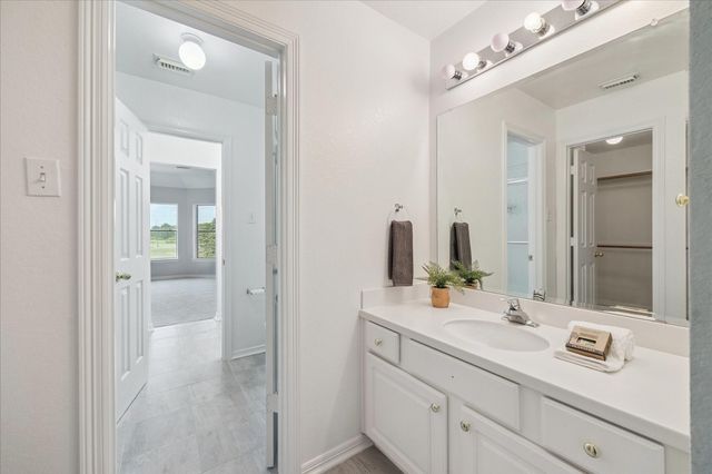 2507 Lansing Circle, Pearland, TX 77584