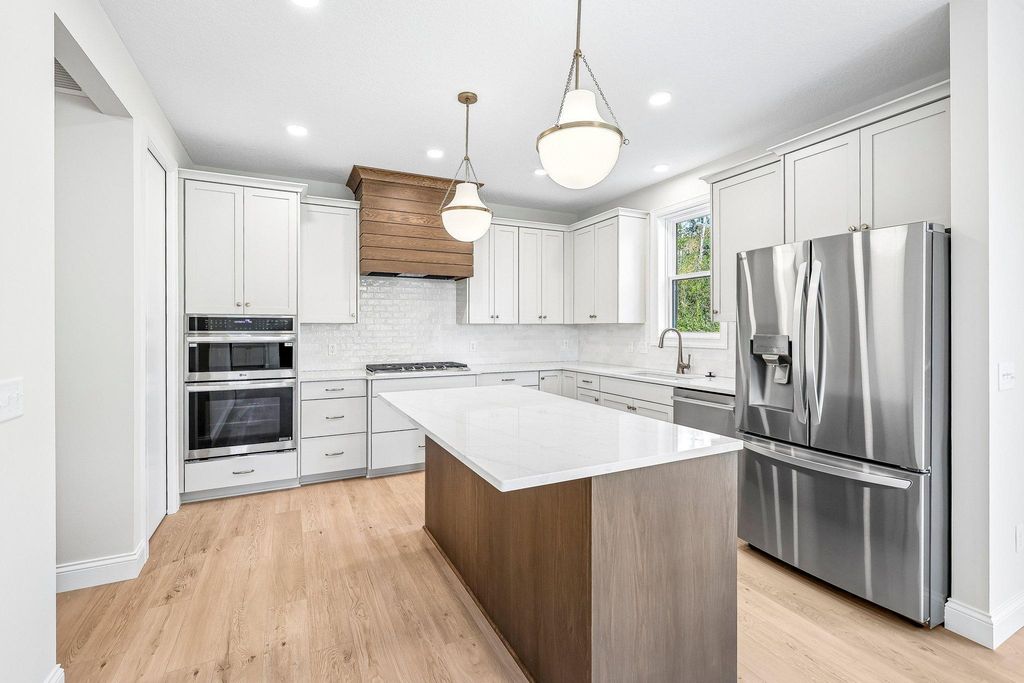 11581 200th Street W, Lakeville, MN 55044 — photo 2