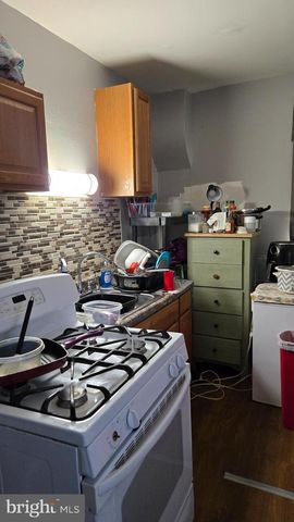 2503 AGATE ST, Harrisburg, PA 17110