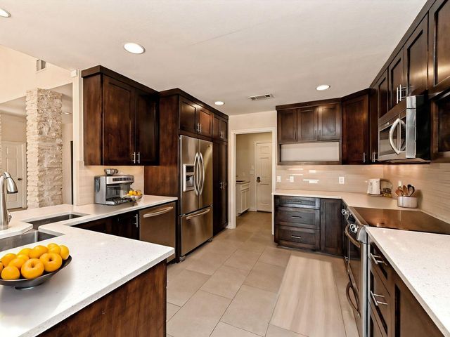 1706 Lakeway BLVD, Lakeway, TX 78734