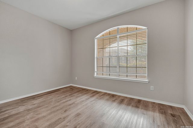 5626 Cross Pond, San Antonio, TX 78249