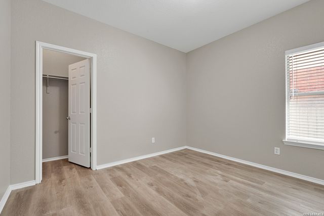 5626 Cross Pond, San Antonio, TX 78249