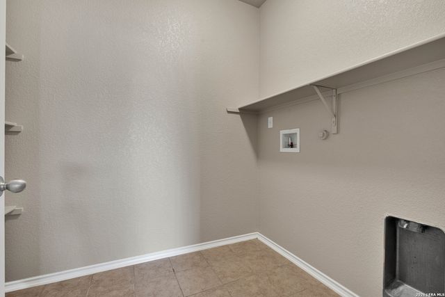 5626 Cross Pond, San Antonio, TX 78249