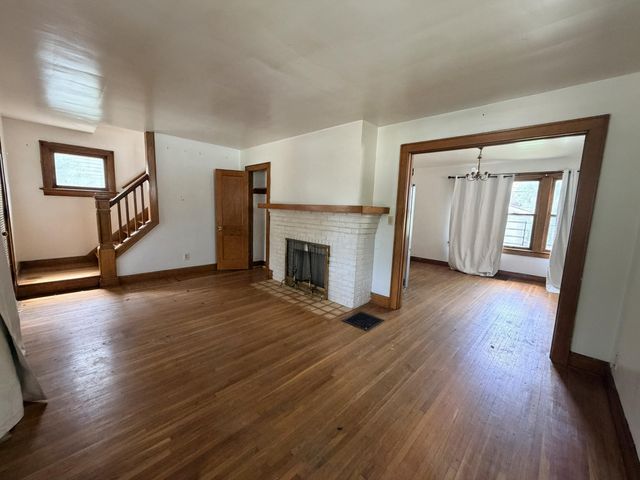 1231 E 20th Avenue, Columbus, OH 43211