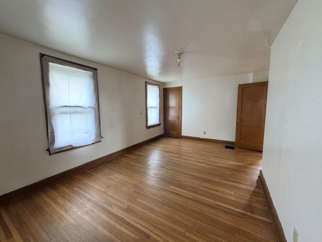 1231 E 20th Avenue, Columbus, OH 43211