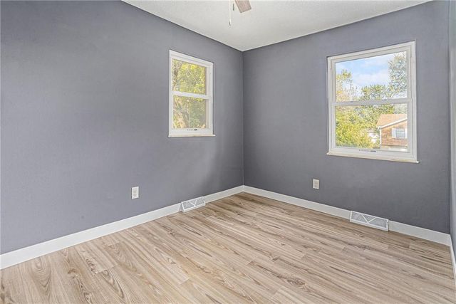 716 N 61st Terrace, Kansas City, KS 66102