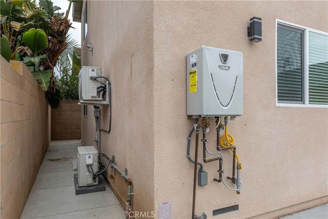 1344 Ximeno, Long Beach, CA 90804