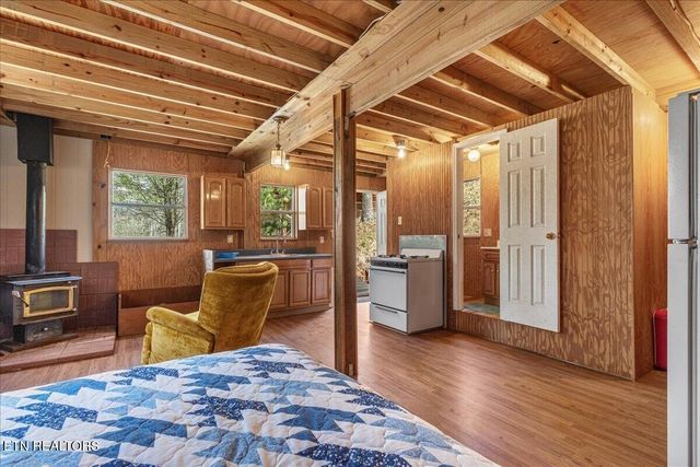 1736 Rafter Road, Tellico Plains, TN 37385