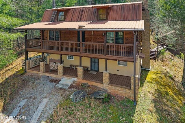 1736 Rafter Road, Tellico Plains, TN 37385