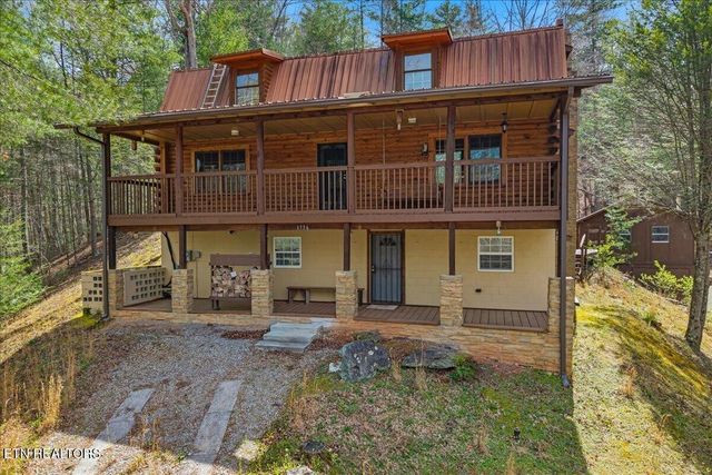 1736 Rafter Road, Tellico Plains, TN 37385