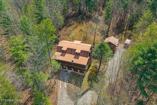 1736 Rafter Road, Tellico Plains, TN 37385
