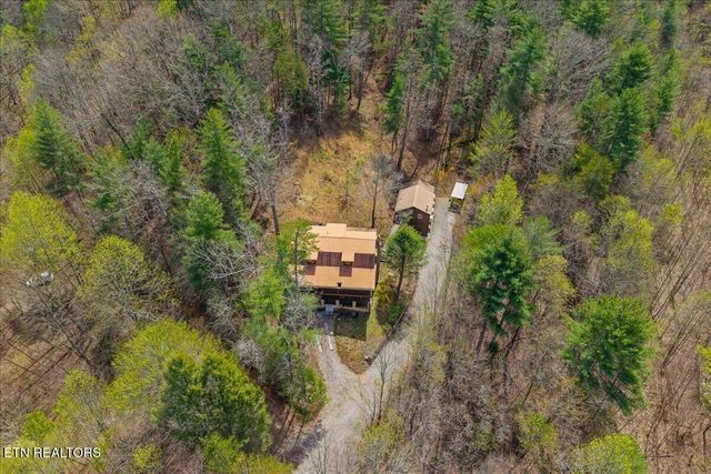 1736 Rafter Road, Tellico Plains, TN 37385