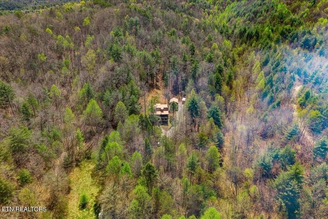 1736 Rafter Road, Tellico Plains, TN 37385