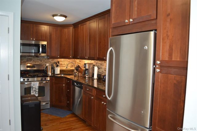 17 Broadway 2F, Harrison, NY 10528