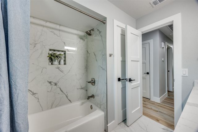 2913 Roundrock Trail, Plano, TX 75075
