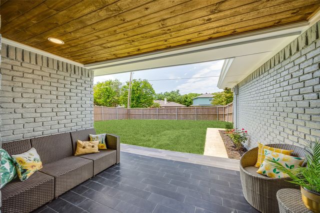 2913 Roundrock Trail, Plano, TX 75075