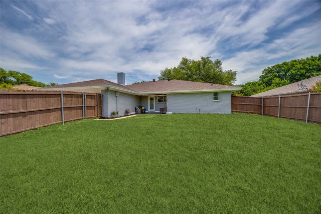 2913 Roundrock Trail, Plano, TX 75075